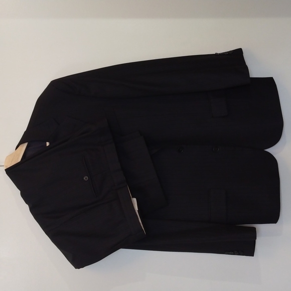 Loro Piana - Joseph Abboud Black Hairline Stripe Suit 42R * - Picture 3 of 14